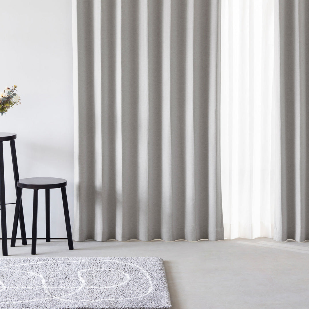 SAMPLE / Smooth - Elegant ヒートブロック 遮光 プリーツカーテン