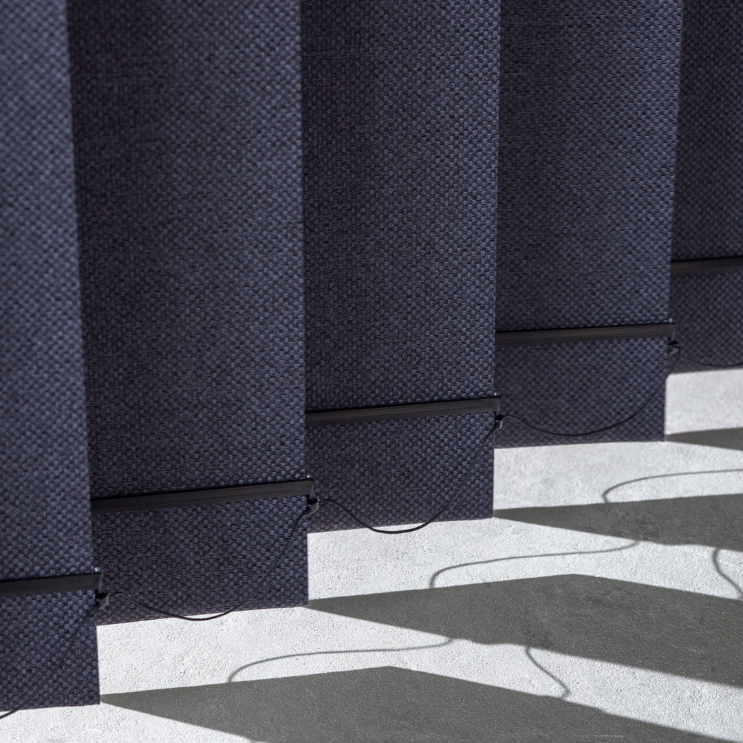 Elegance - Harmony 柔らかな風合いの 遮光 バーチカルブラインド