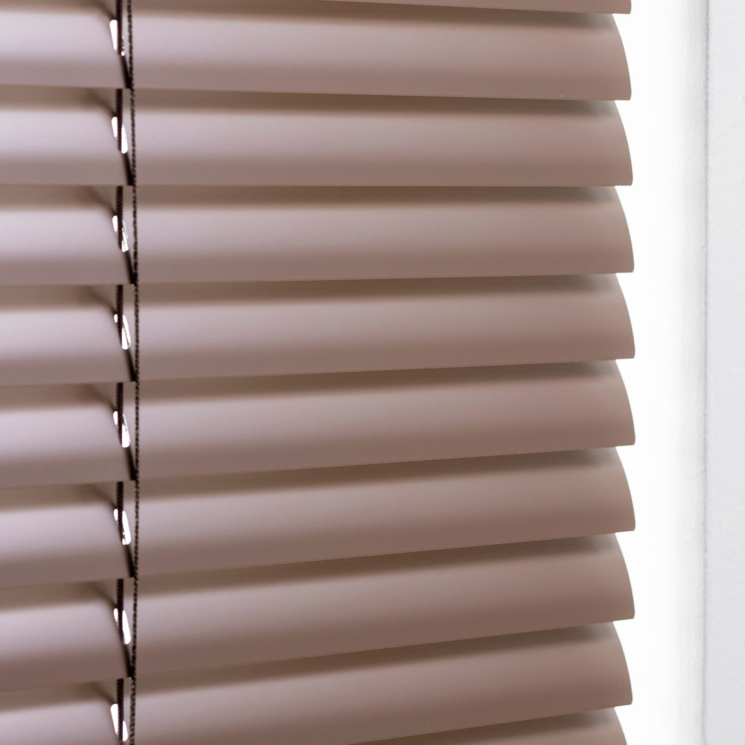 アルミブラインド ベーシック つっぱり仕様 – KANADEMONO