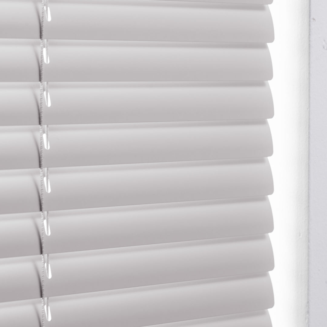 アルミブラインド 遮熱 つっぱり仕様 – KANADEMONO