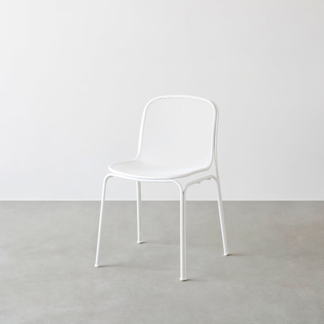 OUTLET】スチールメッシュ アウトドア チェア White – KANADEMONO