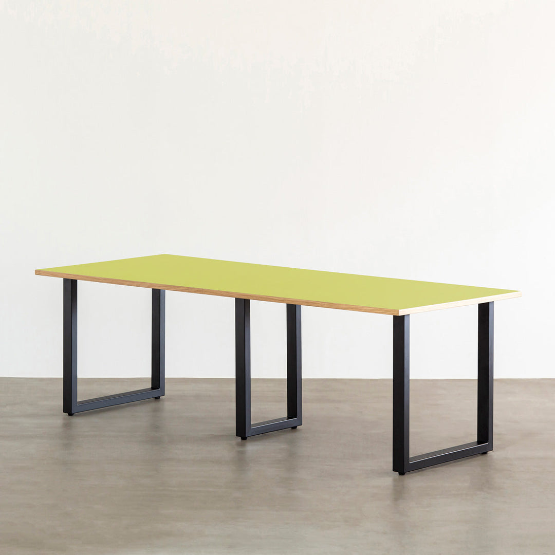 KANADEMONO THE TABLE / オフィス向け/リノリウム ブラック THE TABLE / リノリウム ブラック・ブラウン系 × Black Steel – KANADEMONO