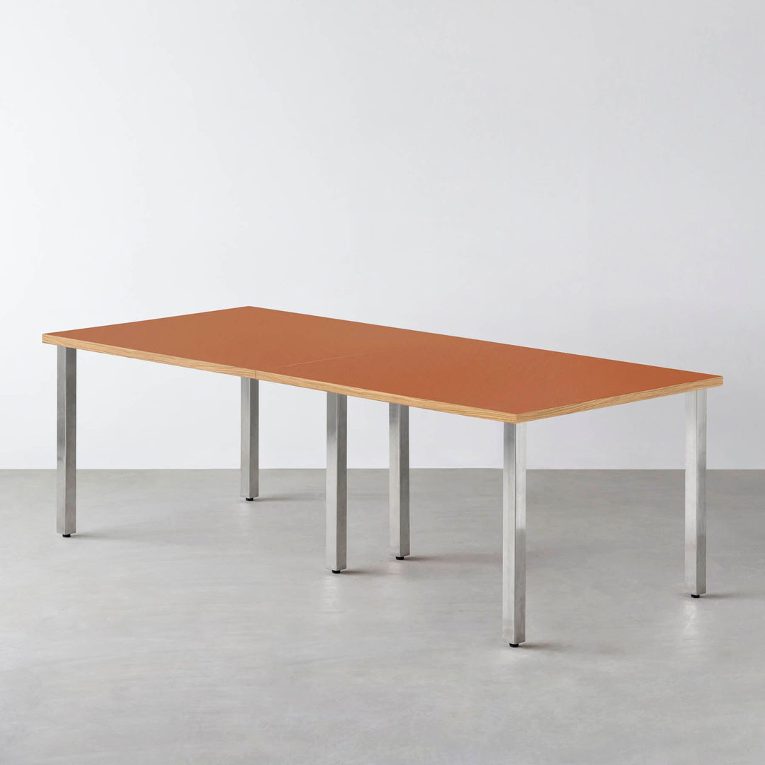【特注品】kanademono the table /オレンジ　ステンレスレッグ THE TABLE / リノリウム レッド・オレンジ系 × Stainless – KANADEMONO