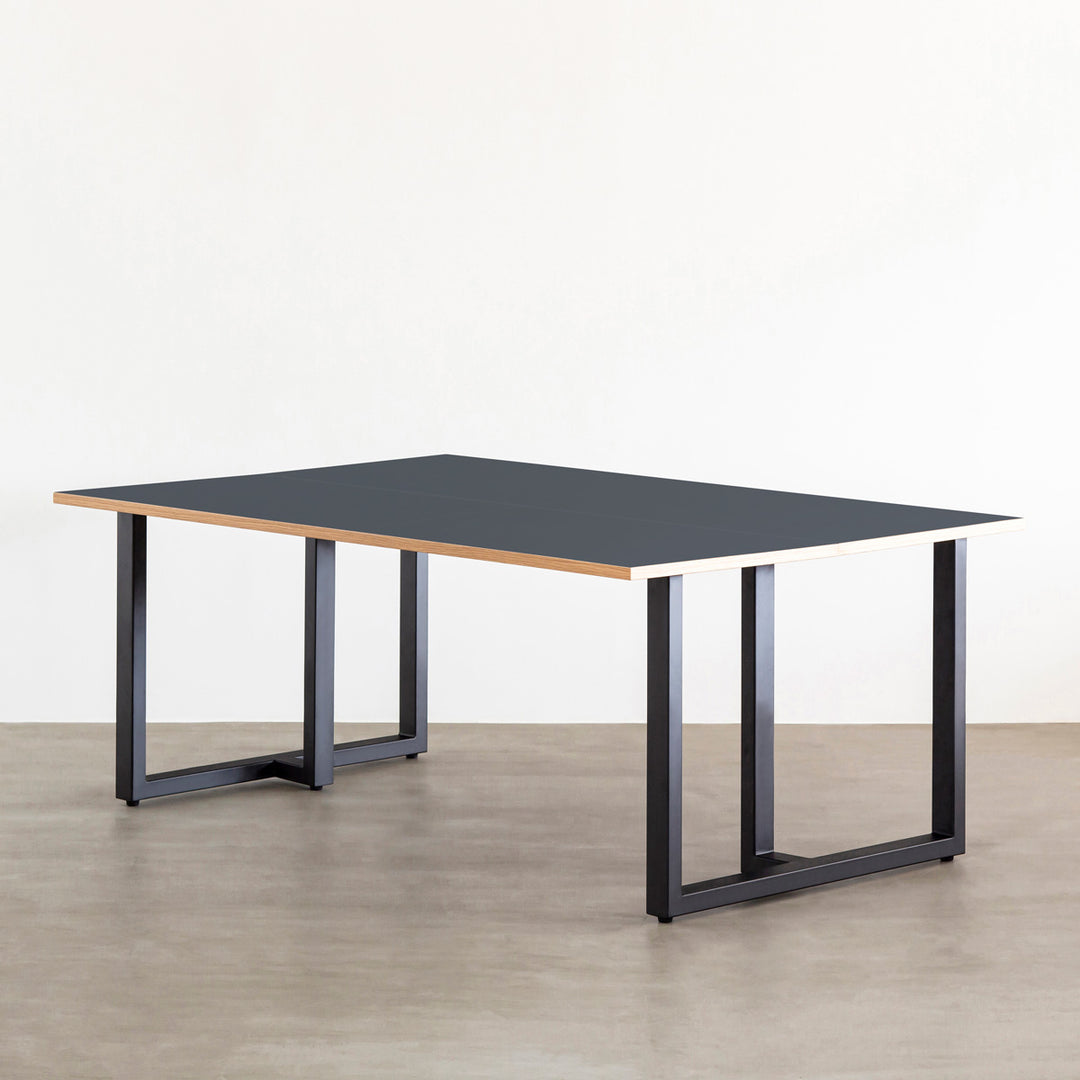 THE TABLE / リノリウム ブルー系 × Tube T - Black Steel × W100