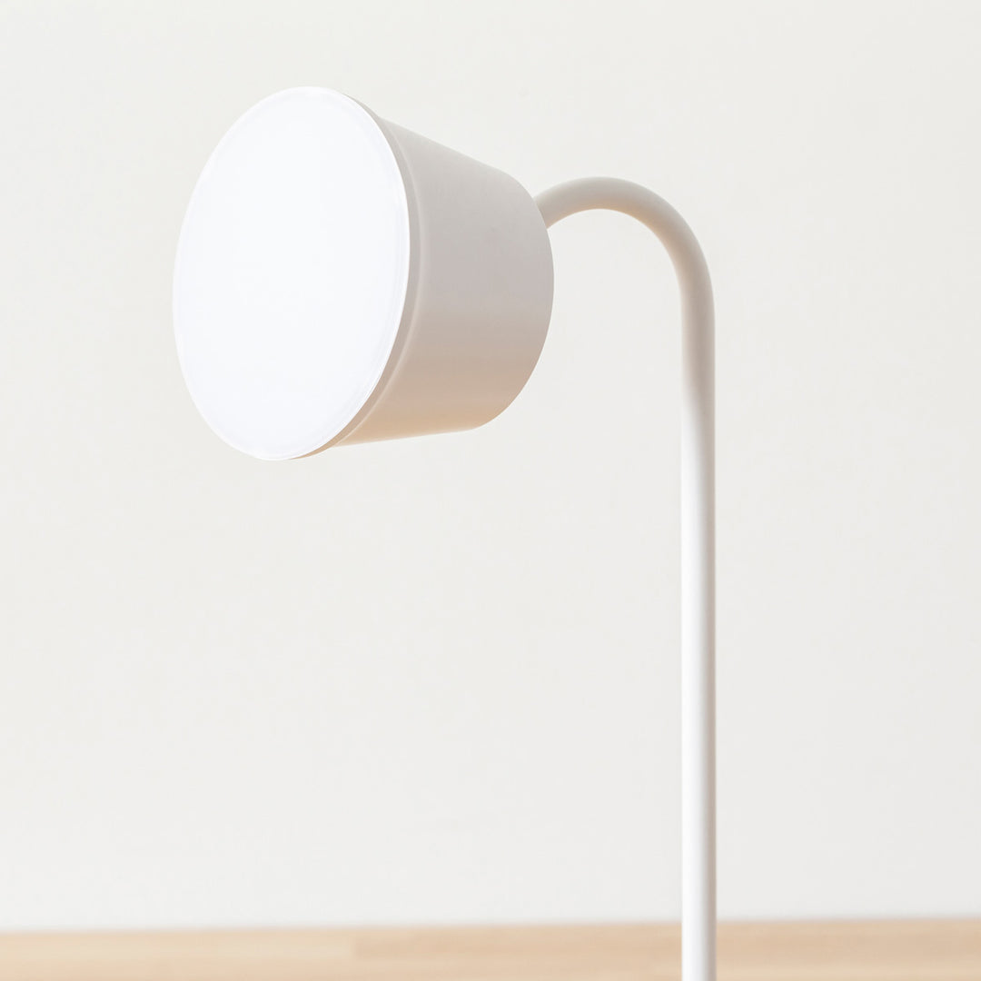 Magnet - Freely 充電式 ポータブルデスクライト – KANADEMONO