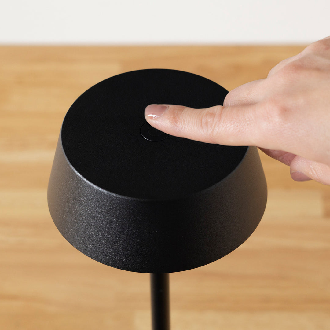 Minimal - Matte 充電式 タッチ ポータブルデスクライト – KANADEMONO