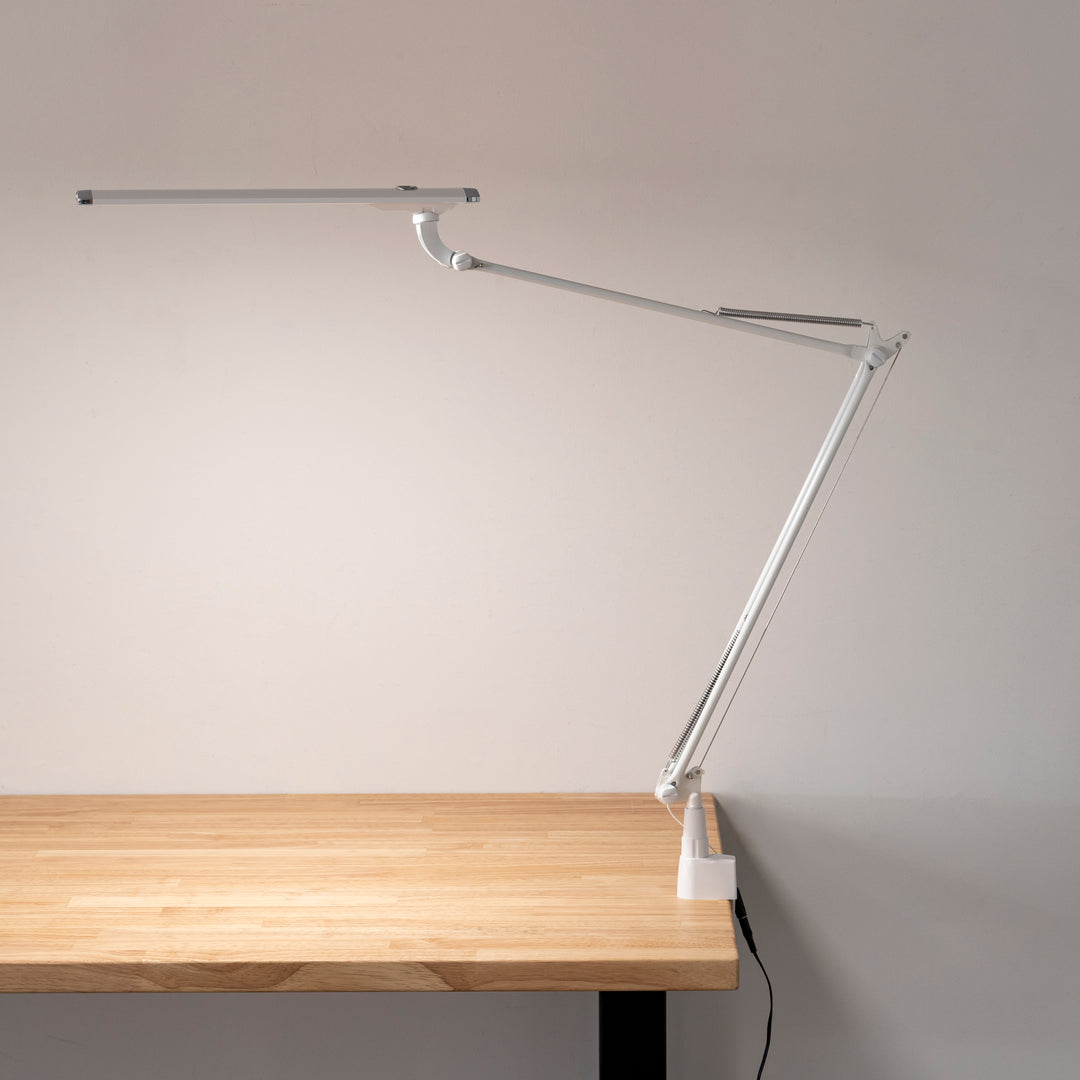 Aluminum - Stylish Touchless Desk Lamp クランプ式 – KANADEMONO
