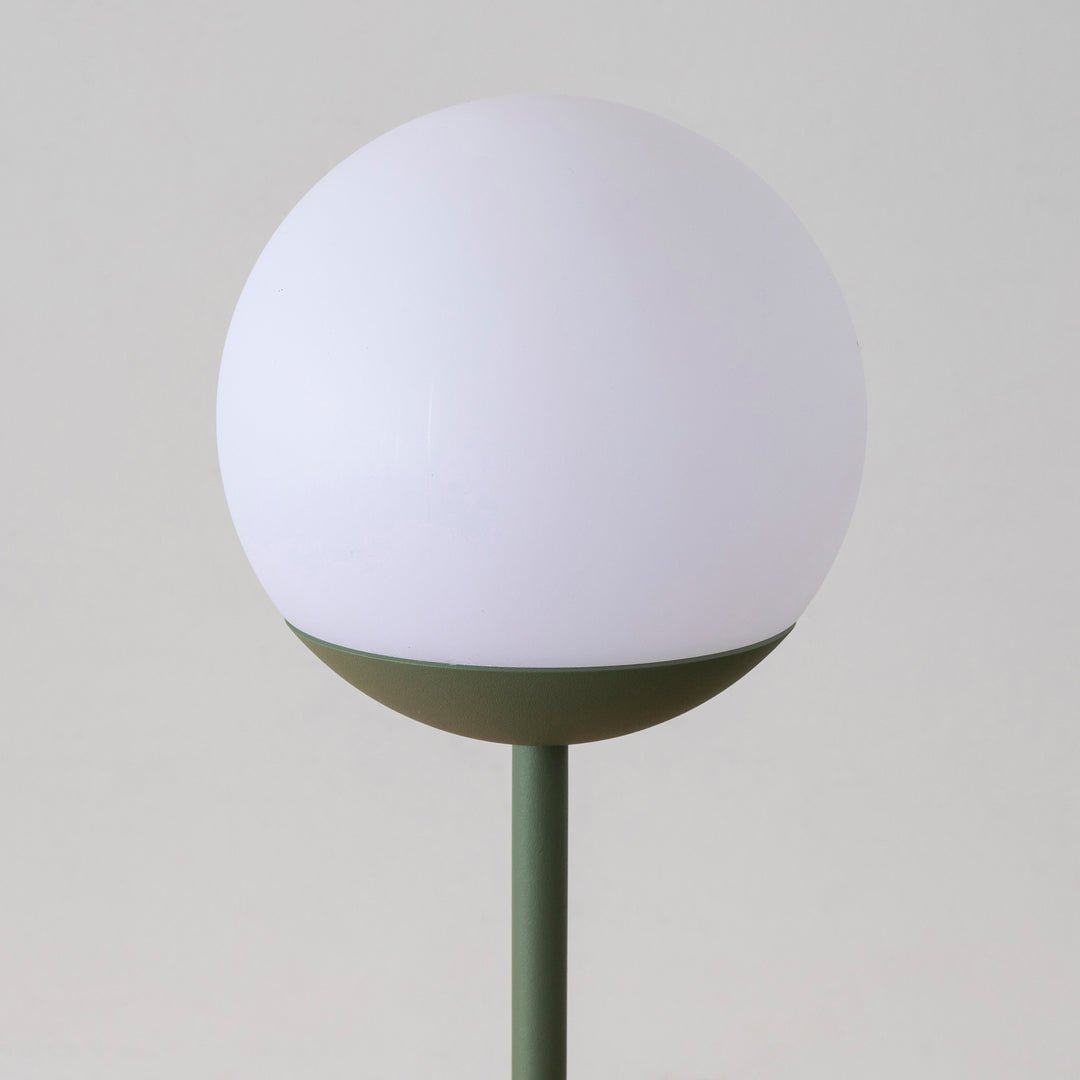 街灯をモチーフにした 充電式 ポータブルデスクライト – KANADEMONO