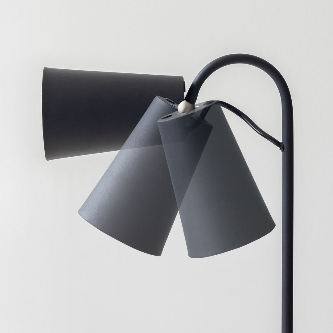 談話室 本八幡駅」から徒歩1分 | 少人数用貸し会議室【ZXY Meets】