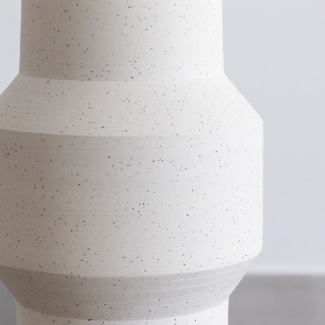 Ceramic - Pillar セラミックフラワーベース ホワイト – KANADEMONO
