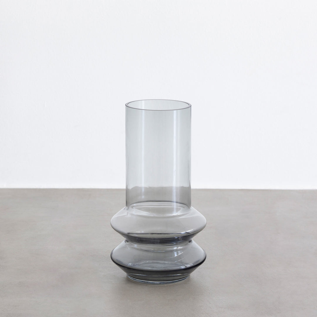 Glass - Zigzag ガラス フラワーベース グレー – KANADEMONO