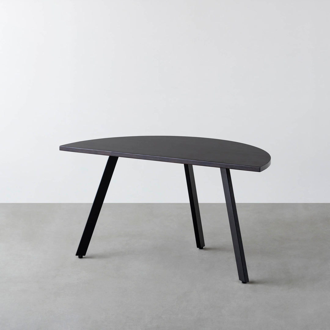 THE TABLE / 半円 × ラバーウッド × Black Steel – KANADEMONO