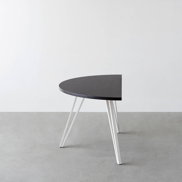 THE TABLE / 半円 × ラバーウッド × White Steel