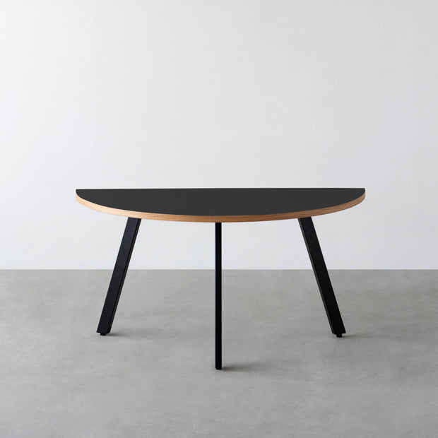 THE TABLE / 半円 × リノリウム 全32色 × Black Steel