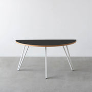 THE TABLE / 半円 × リノリウム 全32色 × White Steel