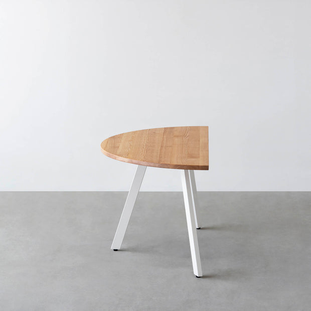 THE TABLE / 半円 × 無垢 ホワイトアッシュ × White Steel