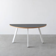 THE TABLE / 半円 × リノリウム 全32色 × White Steel