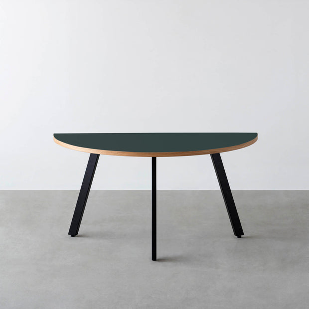 THE TABLE / 半円 × リノリウム 全32色 × Black Steel