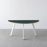 THE TABLE / 半円 × リノリウム 全32色 × White Steel