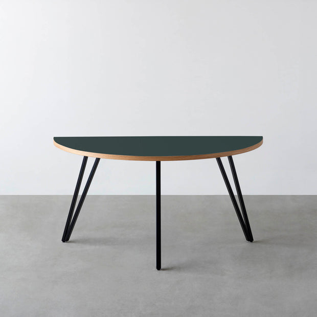 THE TABLE / 半円 × リノリウム 全32色 × Black Steel
