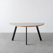 THE TABLE / 半円 × リノリウム 全32色 × Black Steel