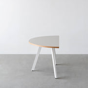 THE TABLE / 半円 × リノリウム 全32色 × White Steel