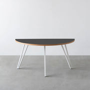 THE TABLE / 半円 × リノリウム 全32色 × White Steel