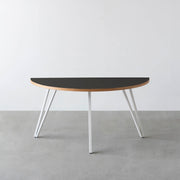 THE TABLE / 半円 × リノリウム 全32色 × White Steel
