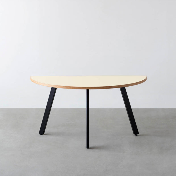 THE TABLE / 半円 × リノリウム 全32色 × Black Steel