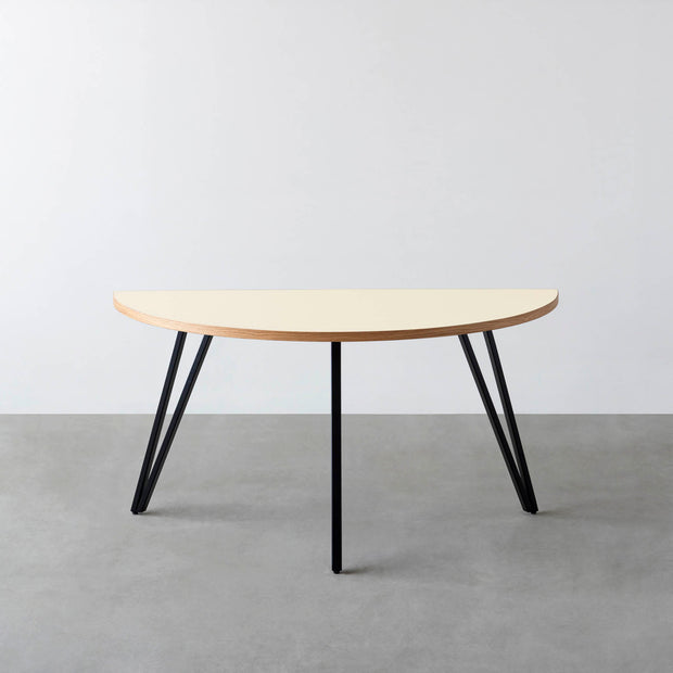 THE TABLE / 半円 × リノリウム 全32色 × Black Steel