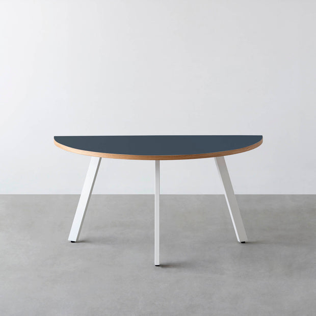 THE TABLE / 半円 × リノリウム 全32色 × White Steel