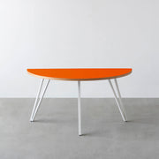 THE TABLE / 半円 × リノリウム 全32色 × White Steel
