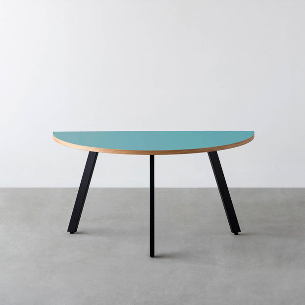 THE TABLE / 半円 × リノリウム 全32色 × Black Steel