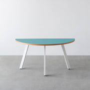 THE TABLE / 半円 × リノリウム 全32色 × White Steel