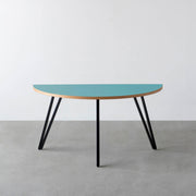 THE TABLE / 半円 × リノリウム 全32色 × Black Steel