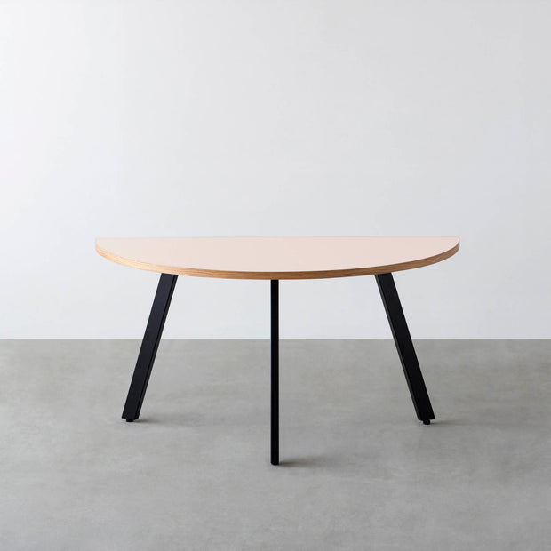 THE TABLE / 半円 × リノリウム 全32色 × Black Steel