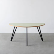 THE TABLE / 半円 × リノリウム 全32色 × Black Steel
