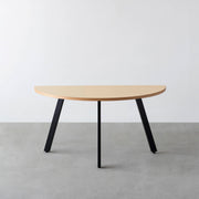 THE TABLE / 半円 × リノリウム 全32色 × Black Steel