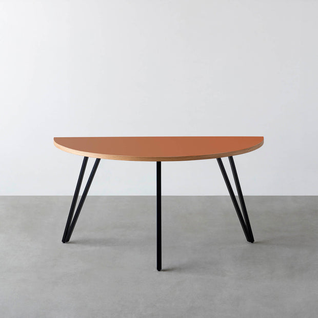 THE TABLE / 半円 × リノリウム 全32色 × Black Steel