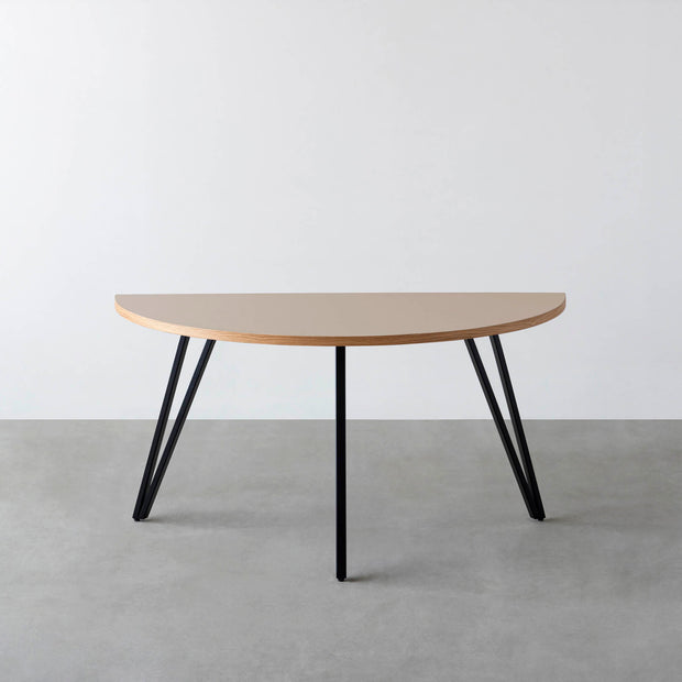 THE TABLE / 半円 × リノリウム 全32色 × Black Steel