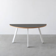 THE TABLE / 半円 × リノリウム 全32色 × White Steel