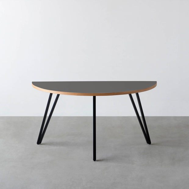 THE TABLE / 半円 × リノリウム 全32色 × Black Steel
