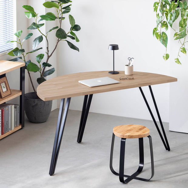 THE TABLE / 半円 × ラバーウッド × Black Steel