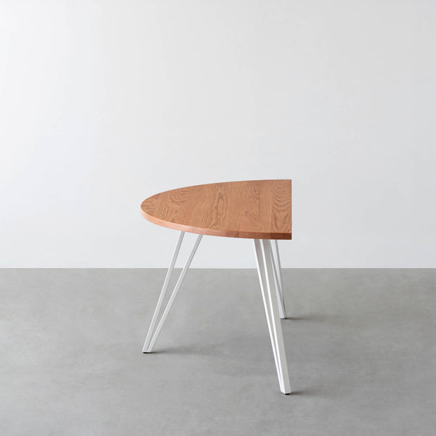 THE TABLE / 半円 × 無垢 レッドオーク × White Steel