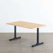 KANADEMONOのパイン材とマットブラックのI型の鉄脚を組み合わせたシンプルモダンなテーブル