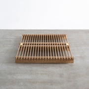 KOTAのシンプルで風格あるデザインのアッシュグレーカラーの木組みSUNOKOベッドダブル２