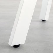 Kanademonoのウォルナットのカフェテーブル