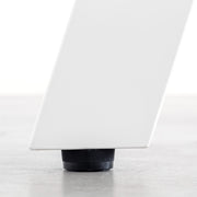 Kanademonoのホワイトオークのカフェテーブル