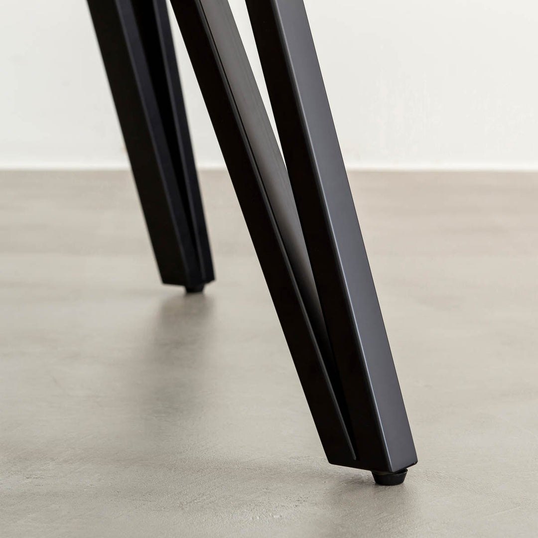 THE CAFE TABLE / ラバーウッド Black Steel トライアングル 4pin