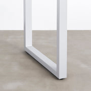 KANADEMONOのウォルナット天板にCloudカラーのスクエアスチール脚を組み合わせたテーブル（脚）